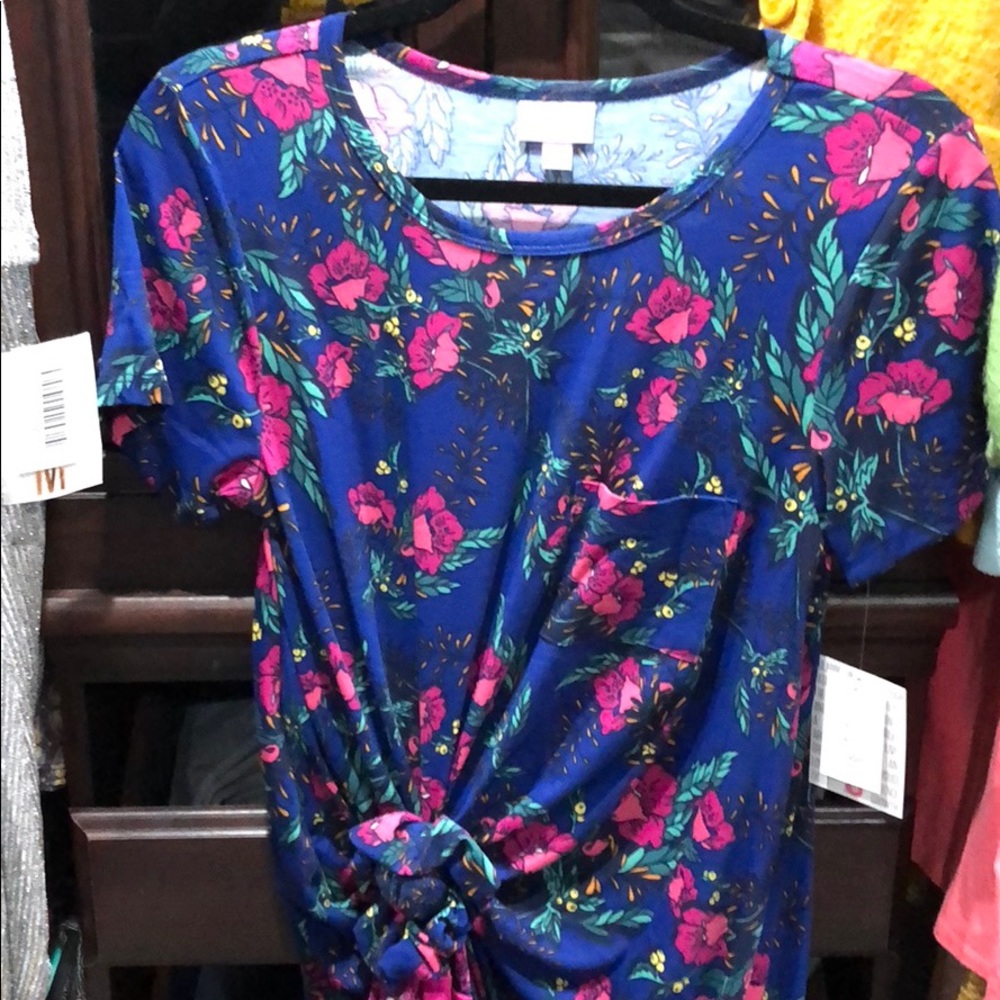 LuLaRoe Dipped Carly never worn!  Unicorn Dipped